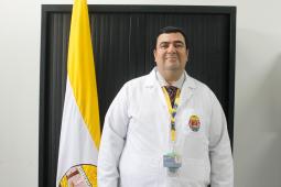 Dr Rolando Salvador3